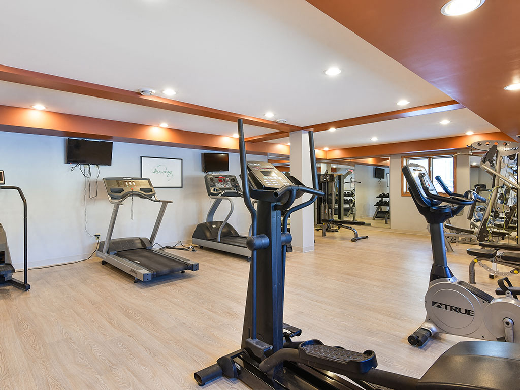 Pines of Burnsville Image 26