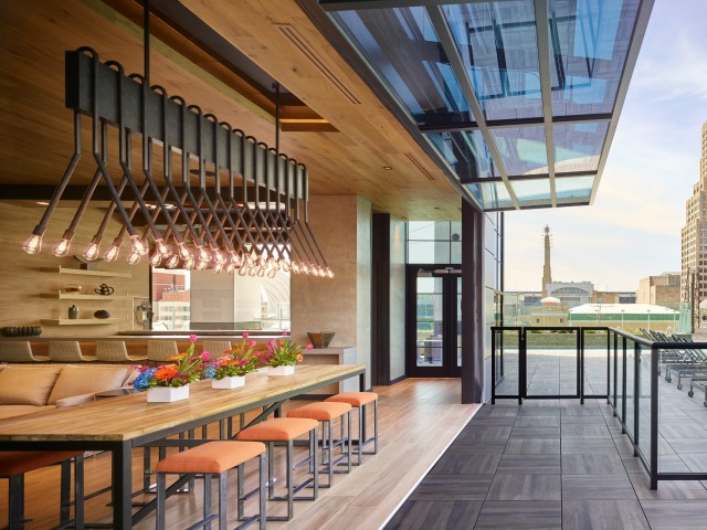 Two Light Luxury Apartments Image 16