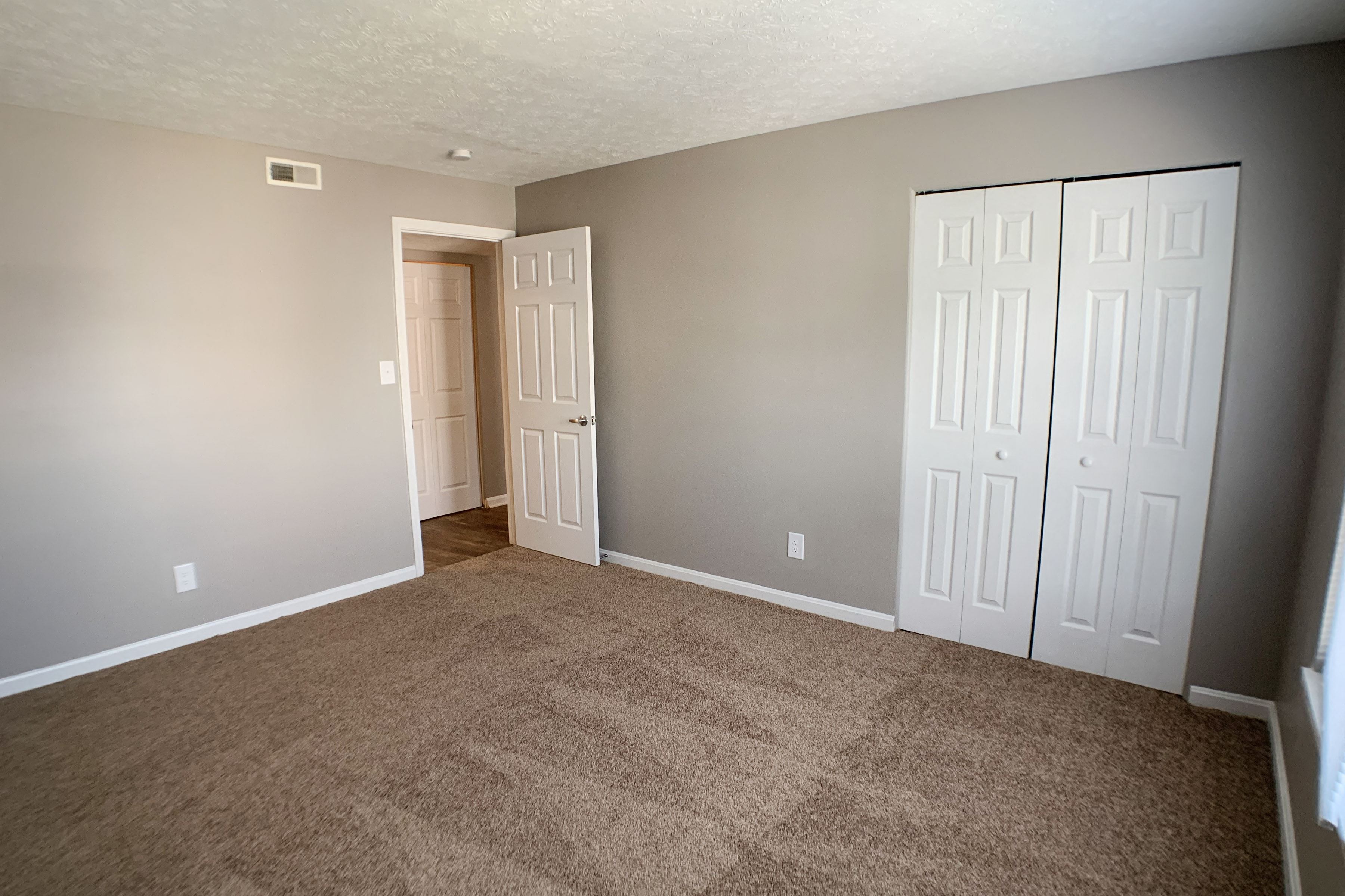 Knobs Pointe Apartments Image 44