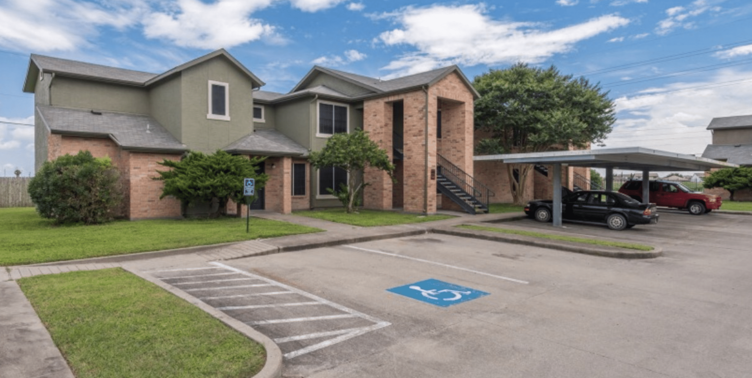 Bridge Pointe Landing Image 3