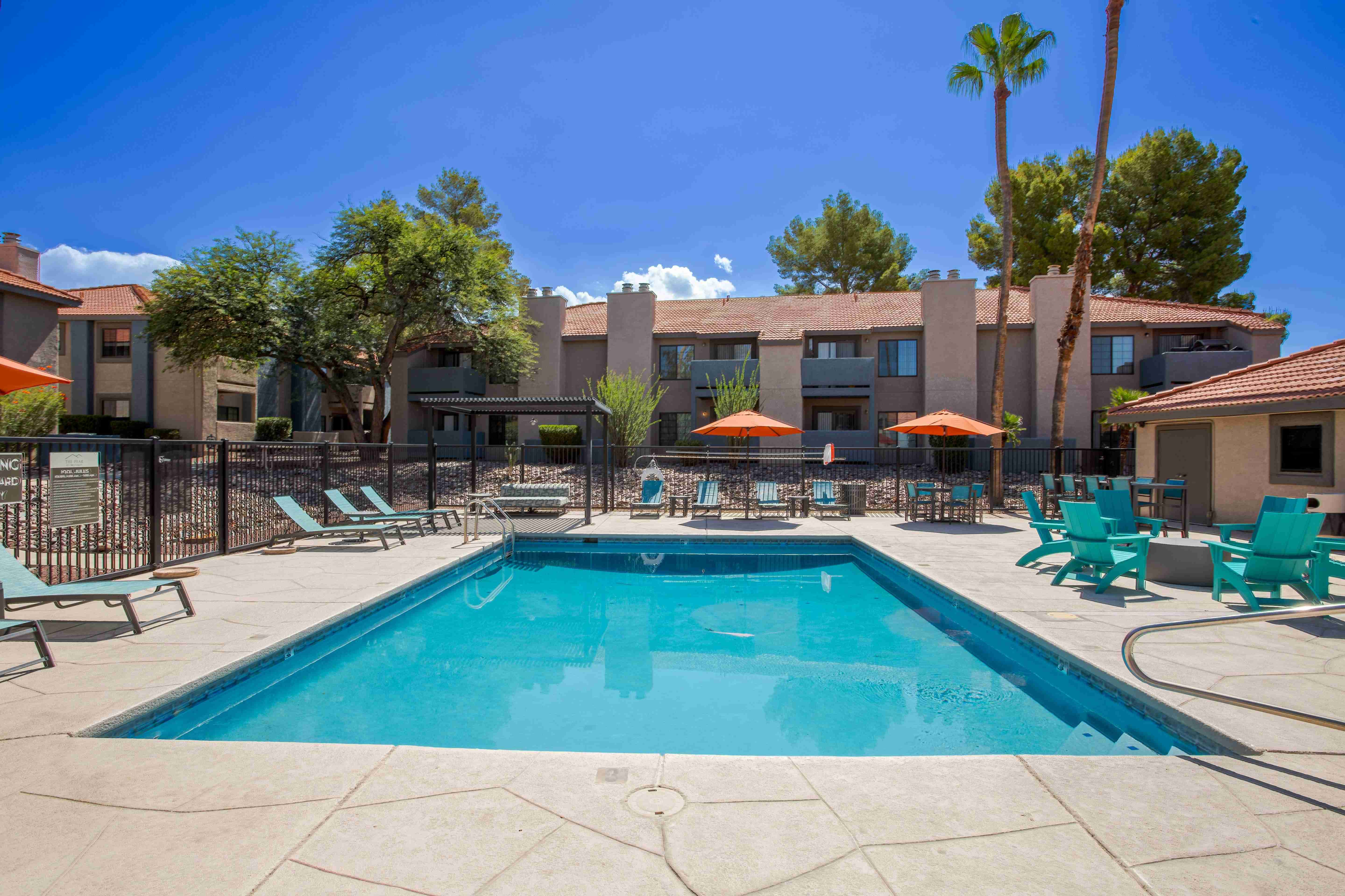 Peak at Oro Valley Image 45