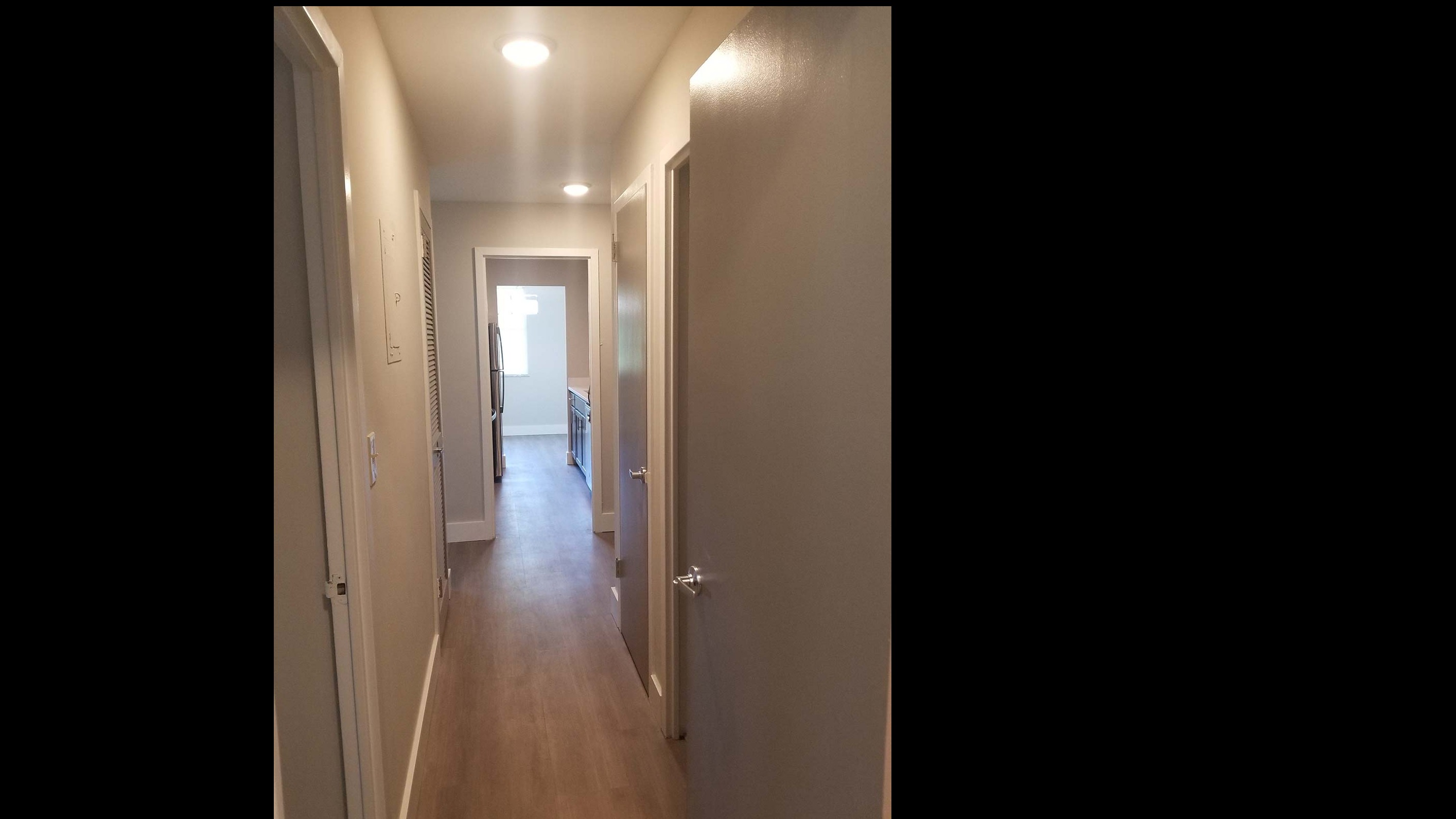 Waldorf Towers Apartments Image 14