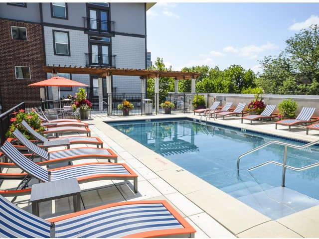 45 Madison Image 19