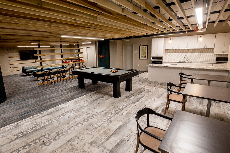 Level on Locust Image 5