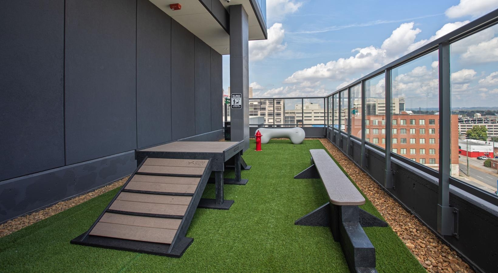 2010 West End Ave Image 4