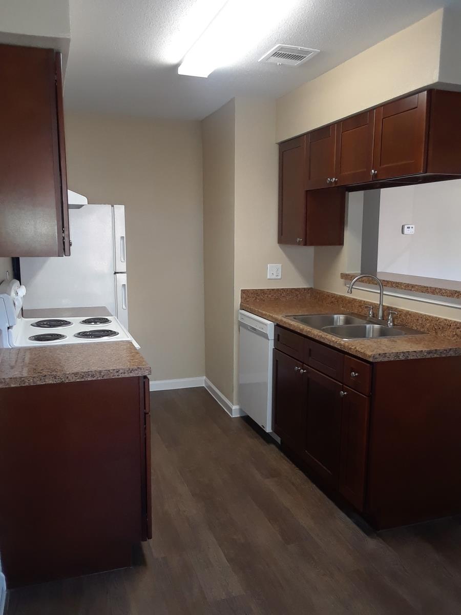 Brookshire Village Image 5