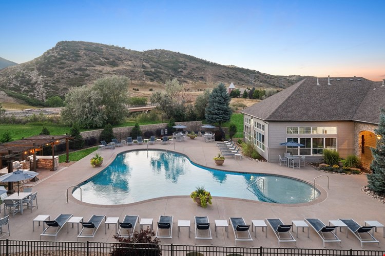 Dakota Ridge Image 11