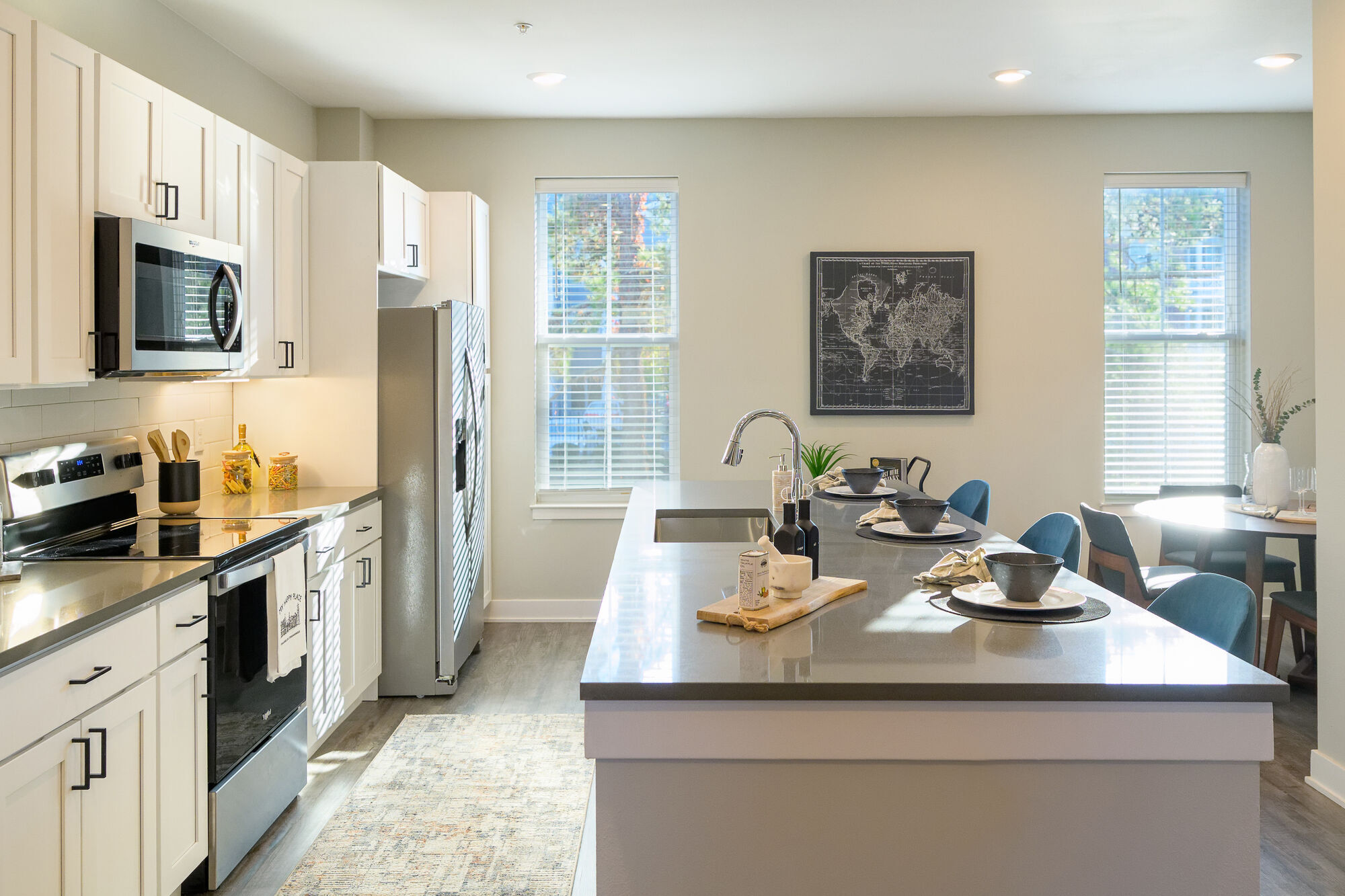 Oakbrook Townhomes Image 2