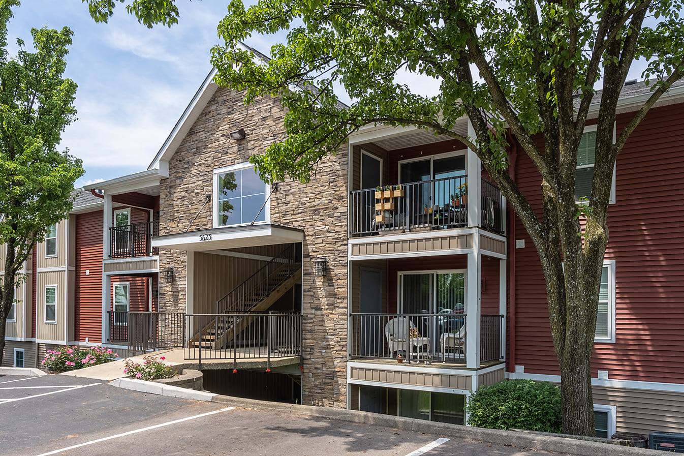 Hilltop Apartments Image 46
