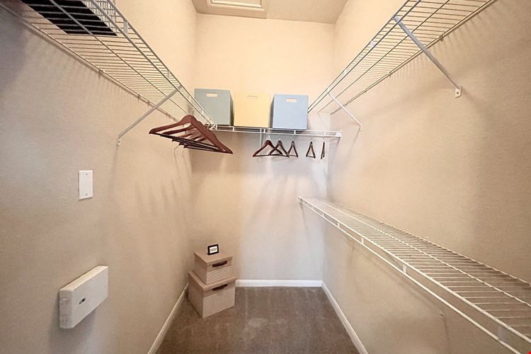 The Abbey at Stone Oak Image 9