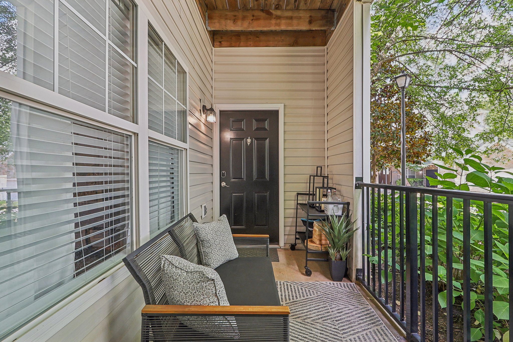 Lincoln at Fair Oaks Image 22