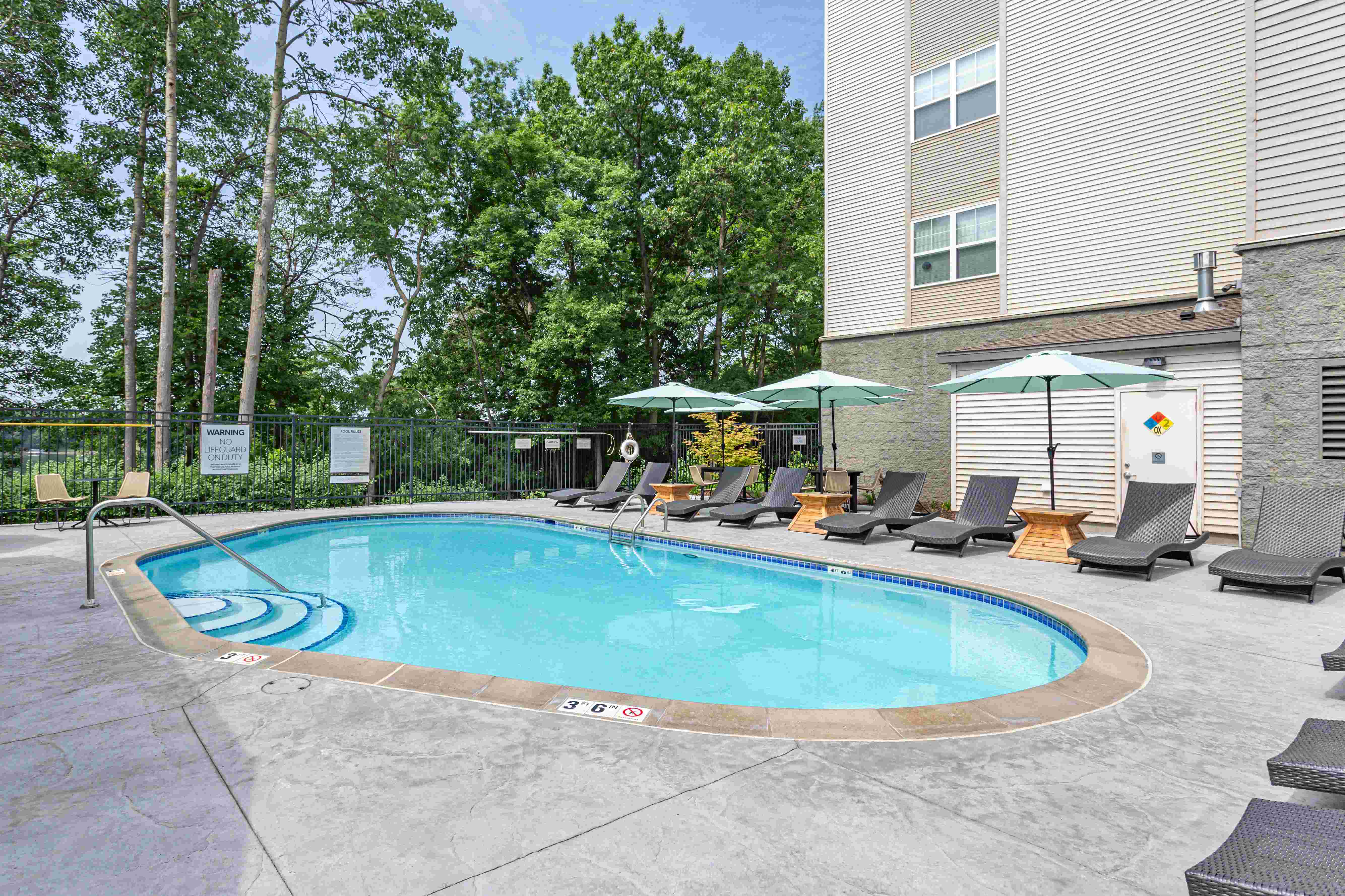 Lake Susan Apartments Image 10