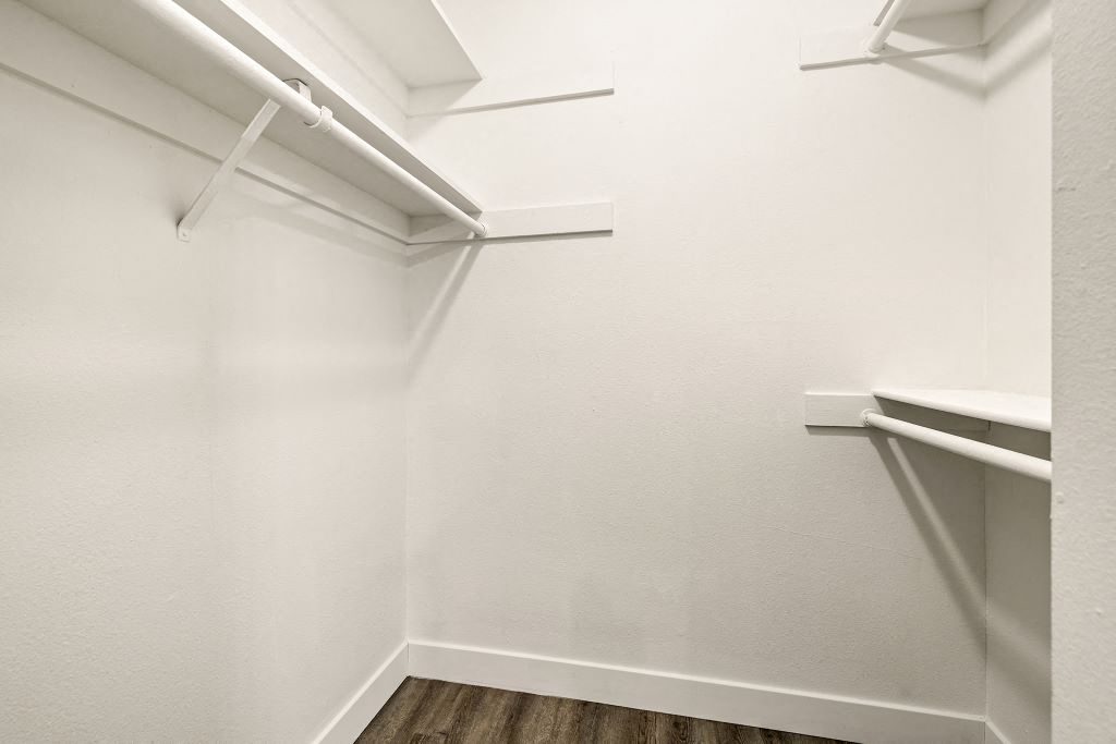 The Reserve at Warner Center Image 35