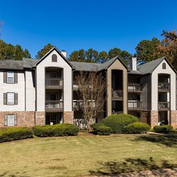 Laurel Crossing Apartments Image 3