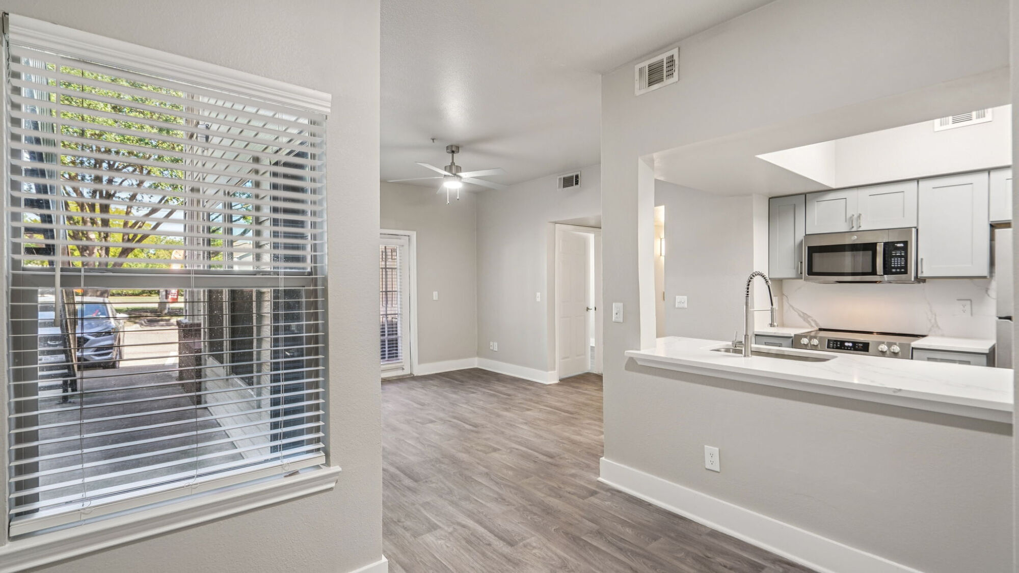 Larkin Apartment Homes Image 86