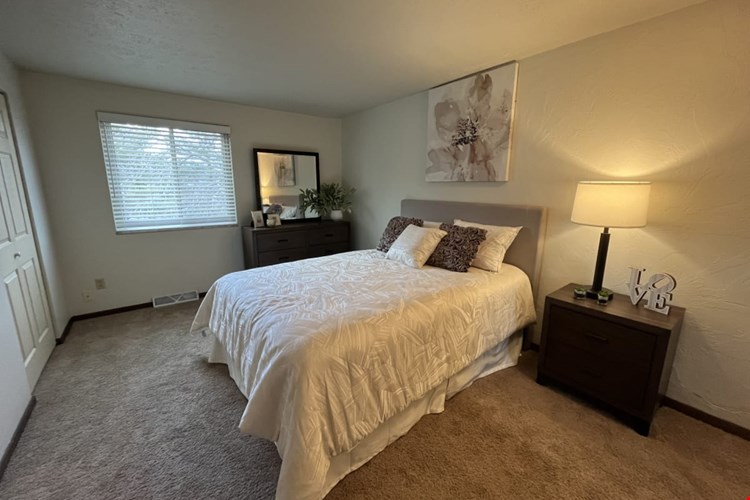 Holiday Park Apartments & Townhomes Image 14