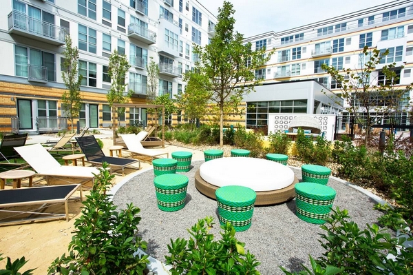 2626 Southside Flats Image 38