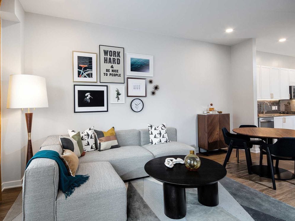 Classic Scheme living and dining areas