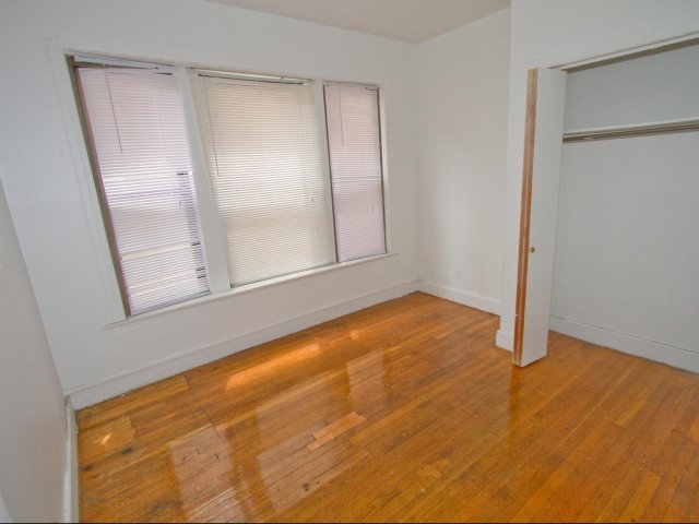 5335-5345 S Kimbark Avenue Image 8