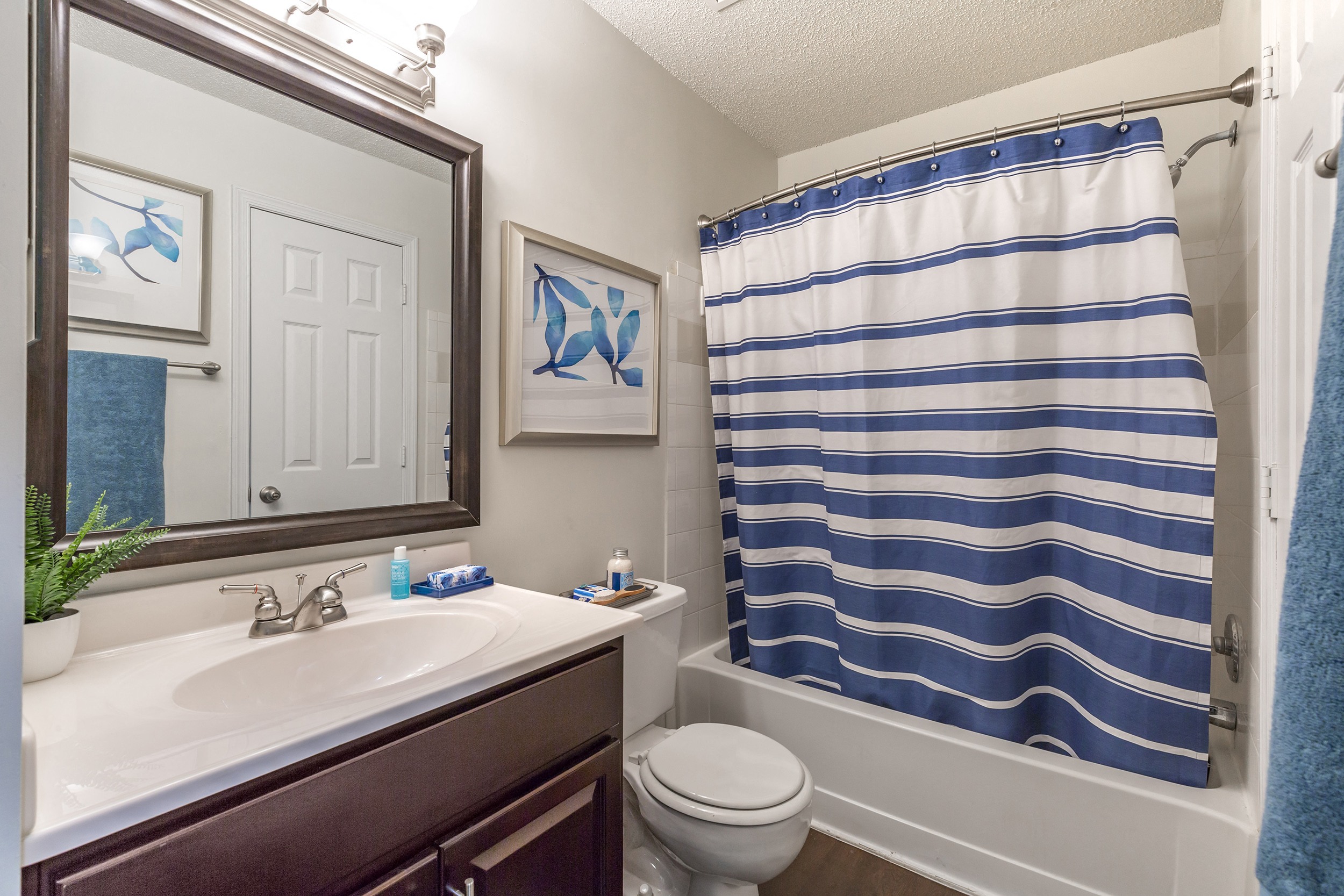 Wilde Lake Apartments Image 40