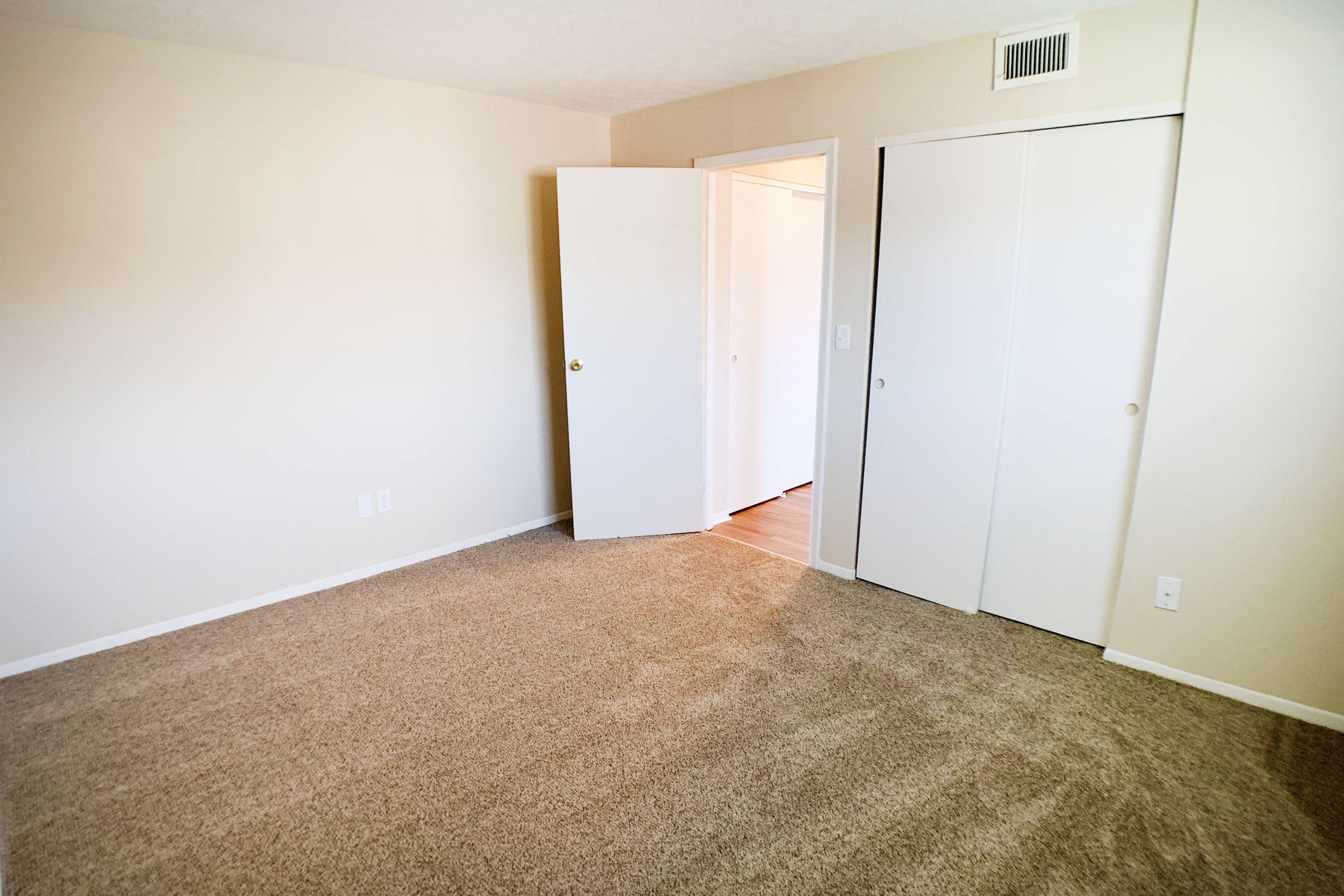 Crown Crossing Apartments Image 60