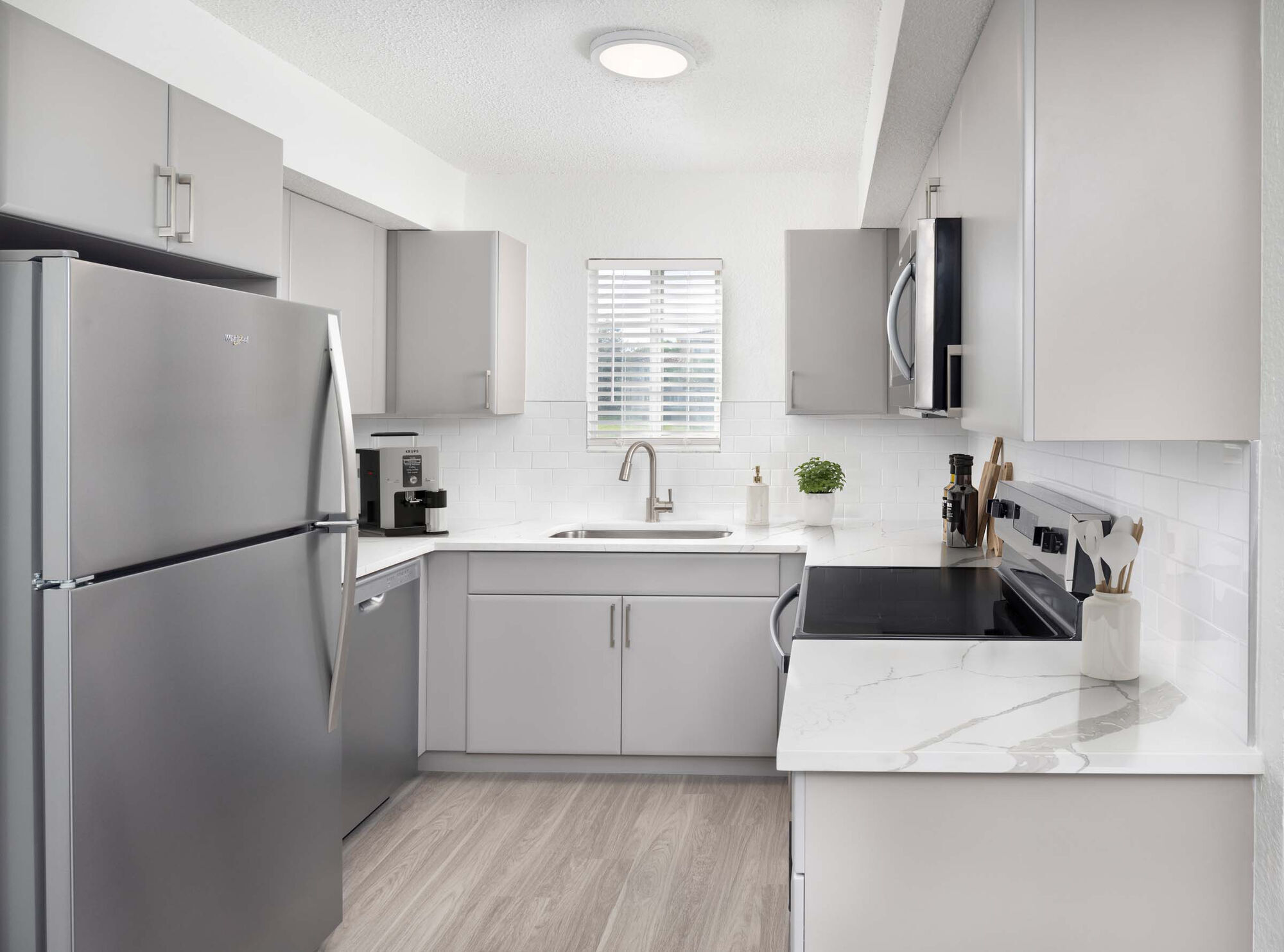 Camden Doral Image 10