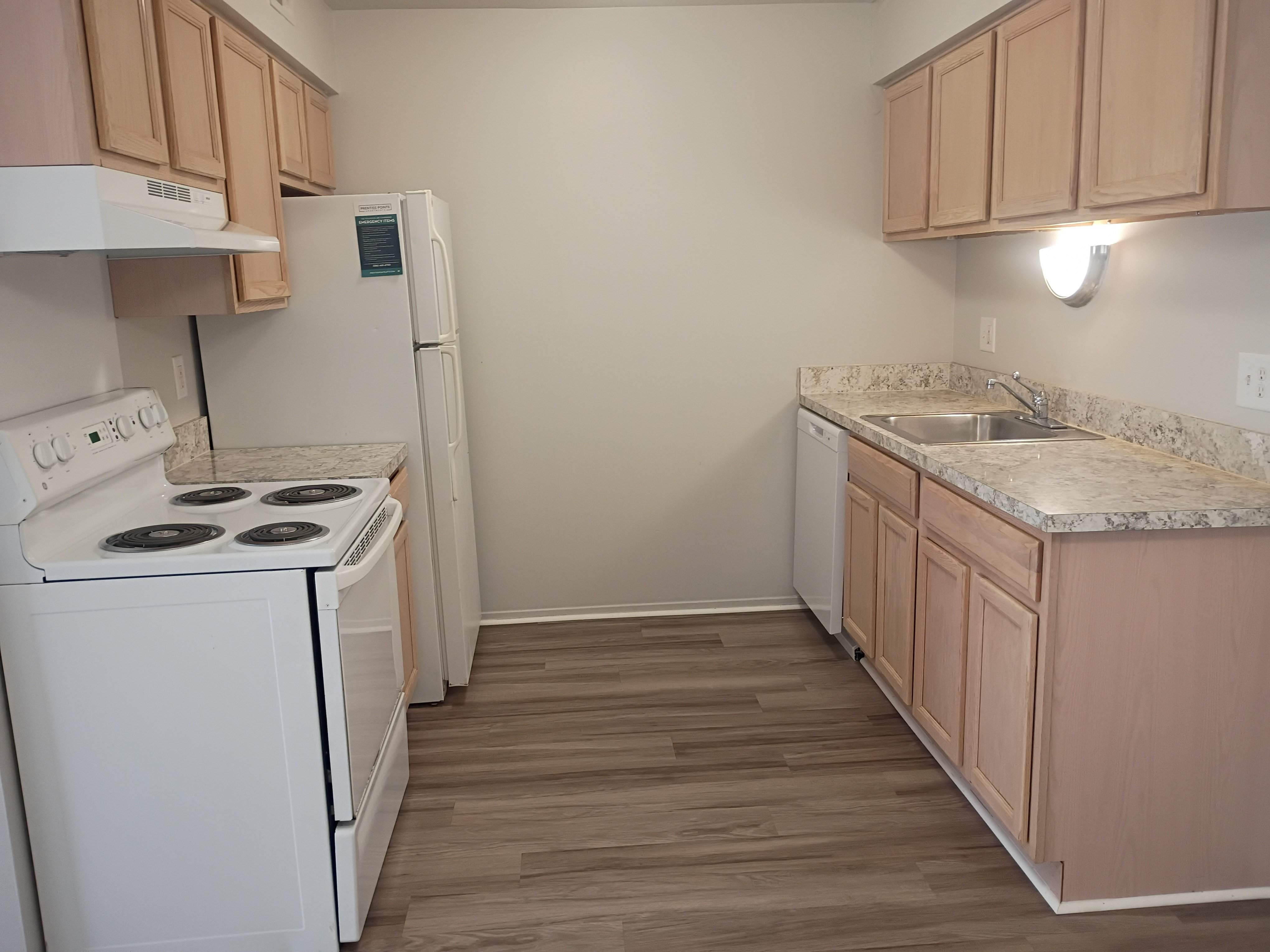 Prentiss Pointe Apartments Image 307