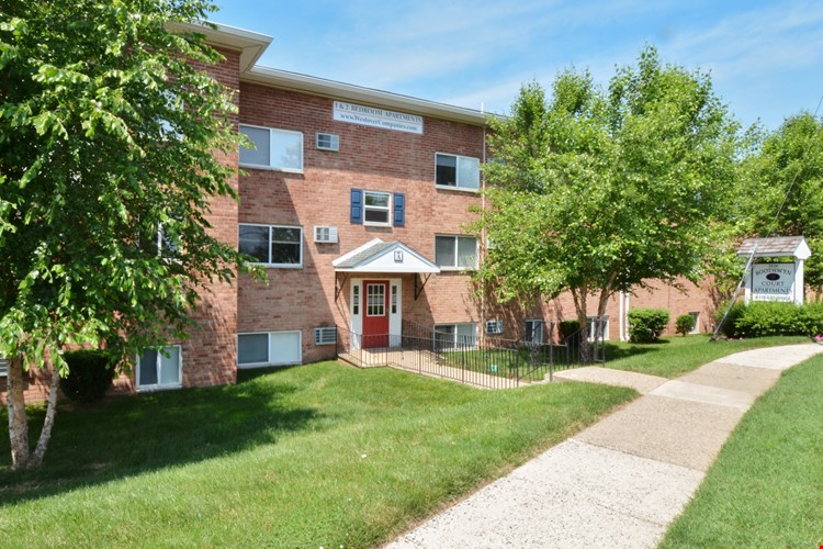 Boothwyn Court Apartments Image 1