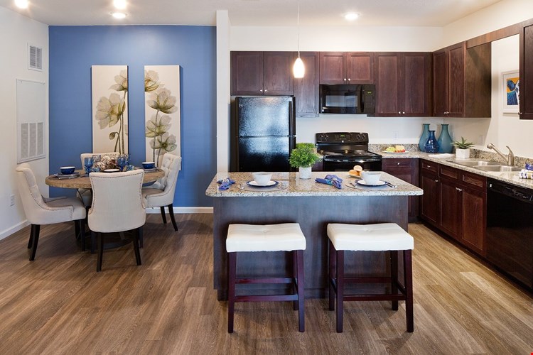 The Oaks At Southlake Commons Image 9