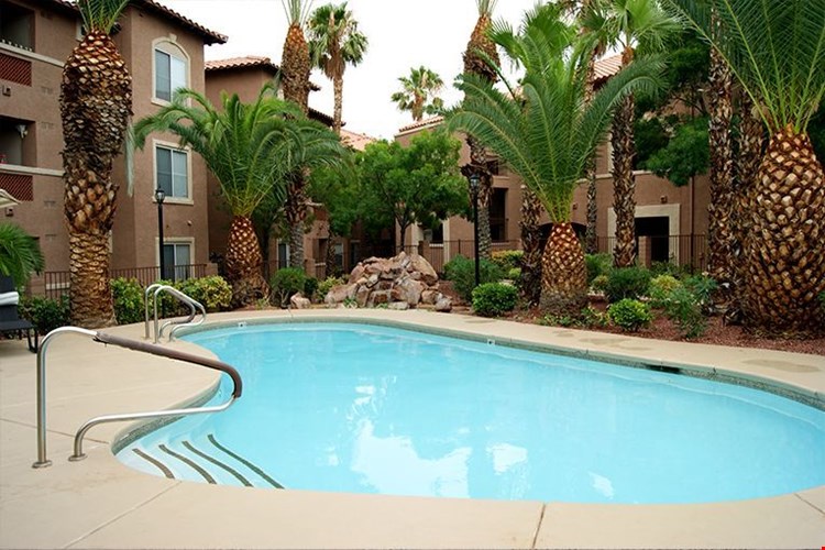 Court Senior Apartments Image 3