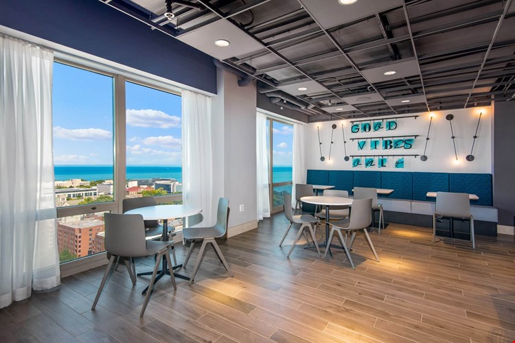 The Park Evanston Image 28