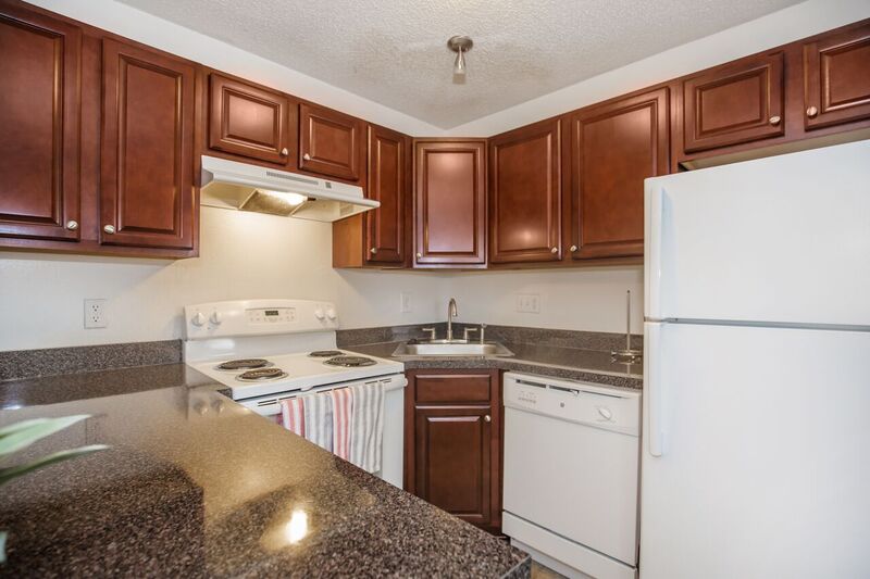 Lakeview Apartments Image 19