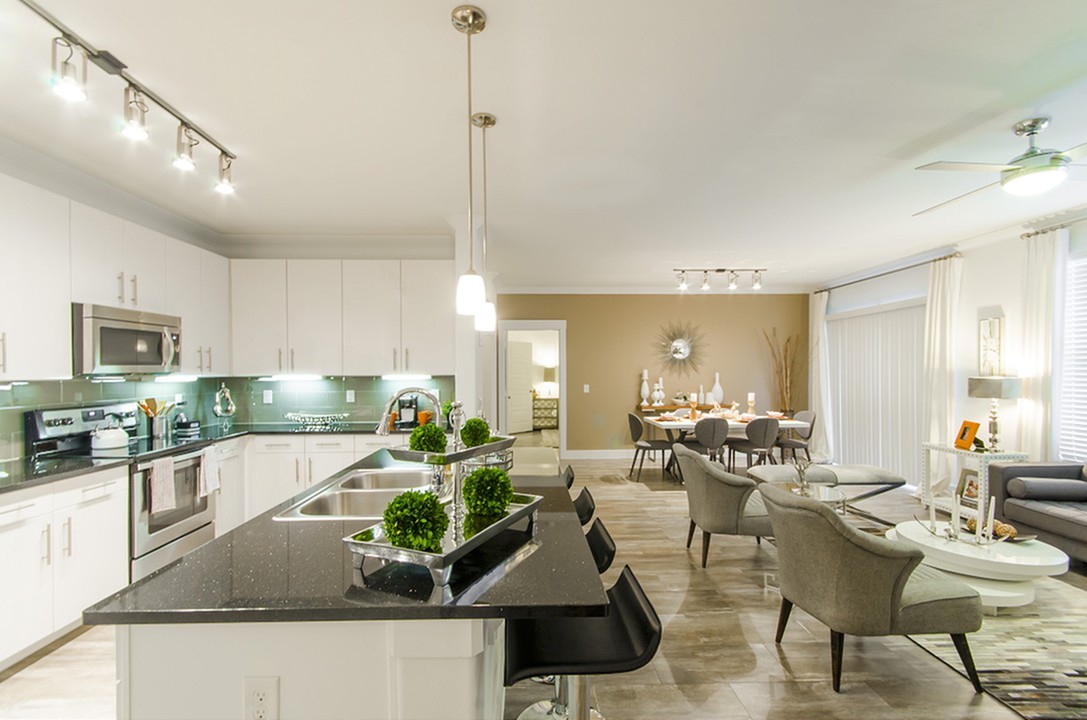 The Towers Woodland Image 34