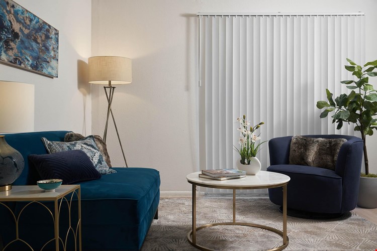 Distinction Apartment Homes Image 5