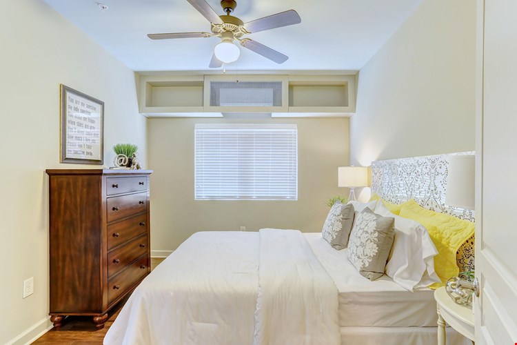 Village Green Hills Image 2