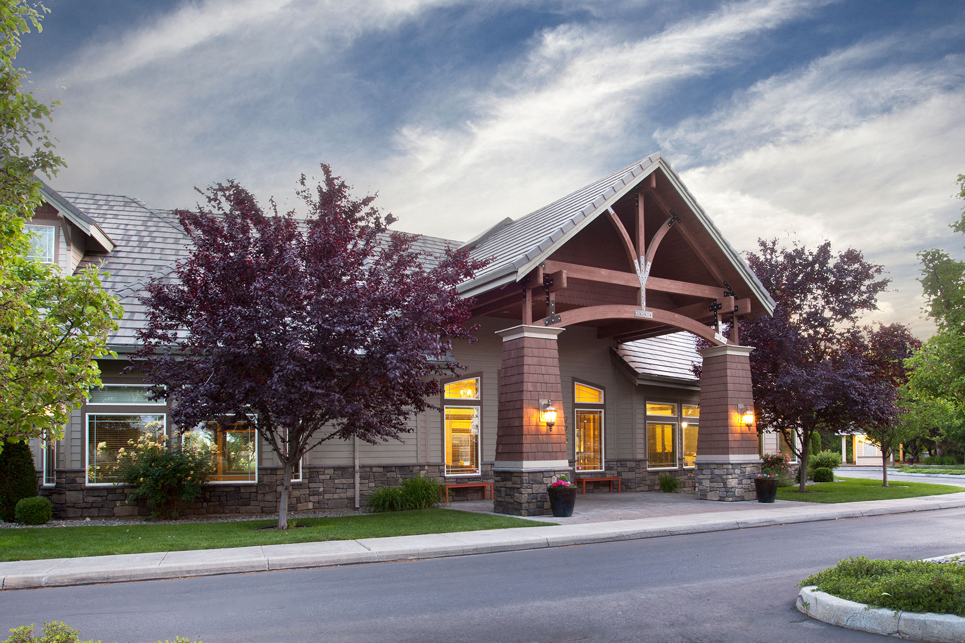 Welcoming Leasing Office