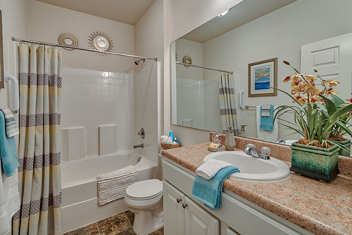 Waterways of Lake St Louis Image 29