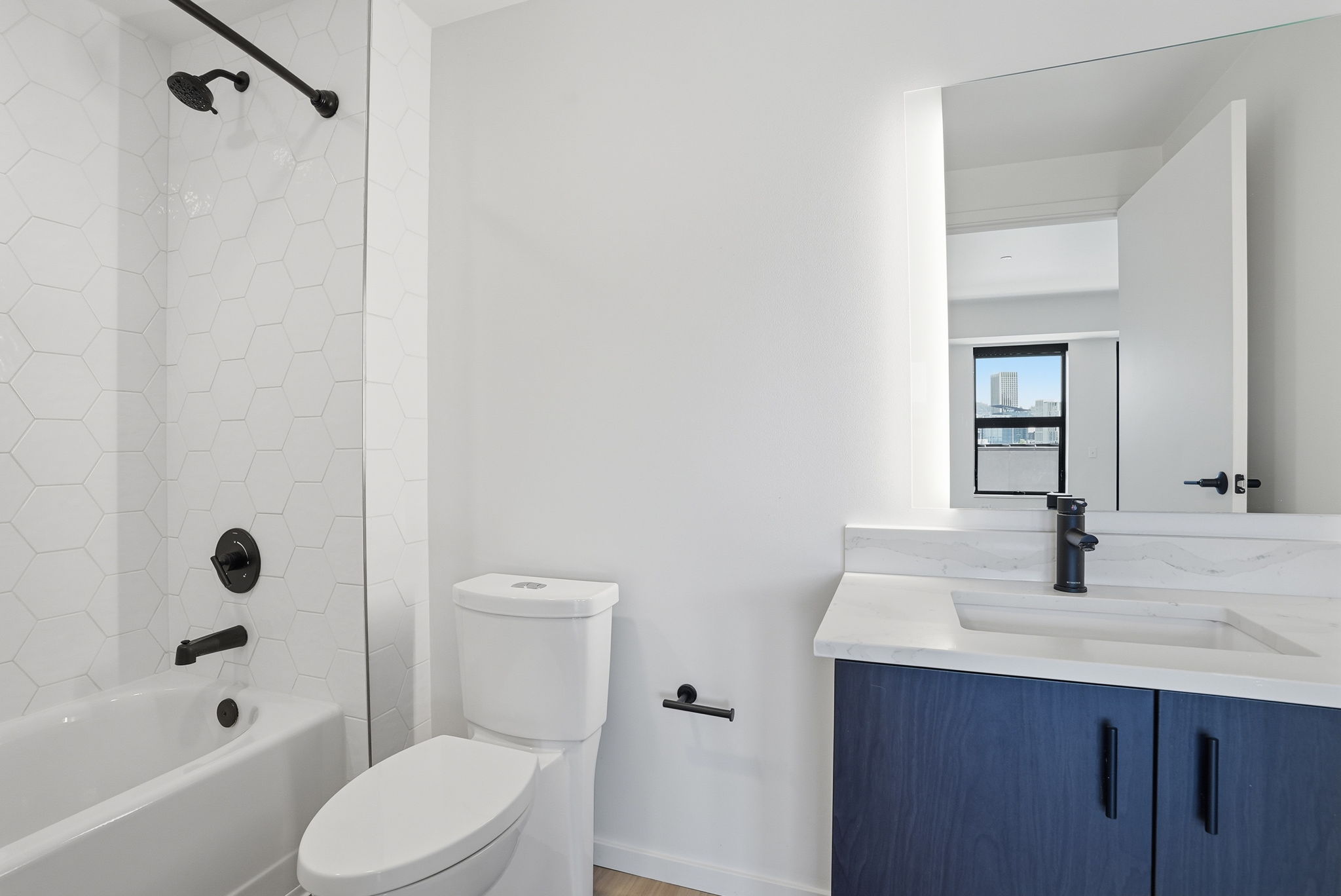 Grand Belmont Image 64