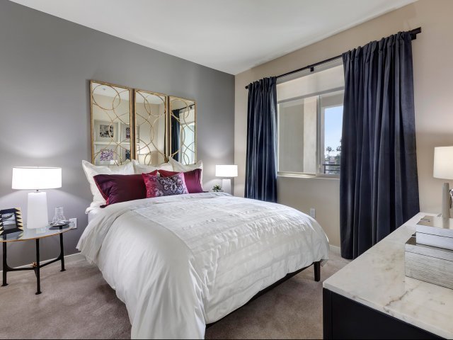 Wilshire La Brea Image 9