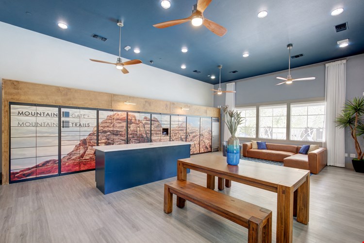 Mountain Gate Image 27