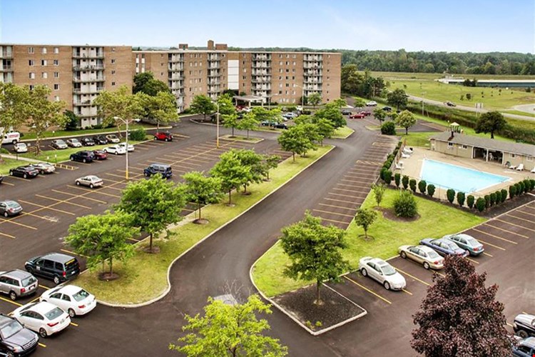 Trinity Towers Image 16