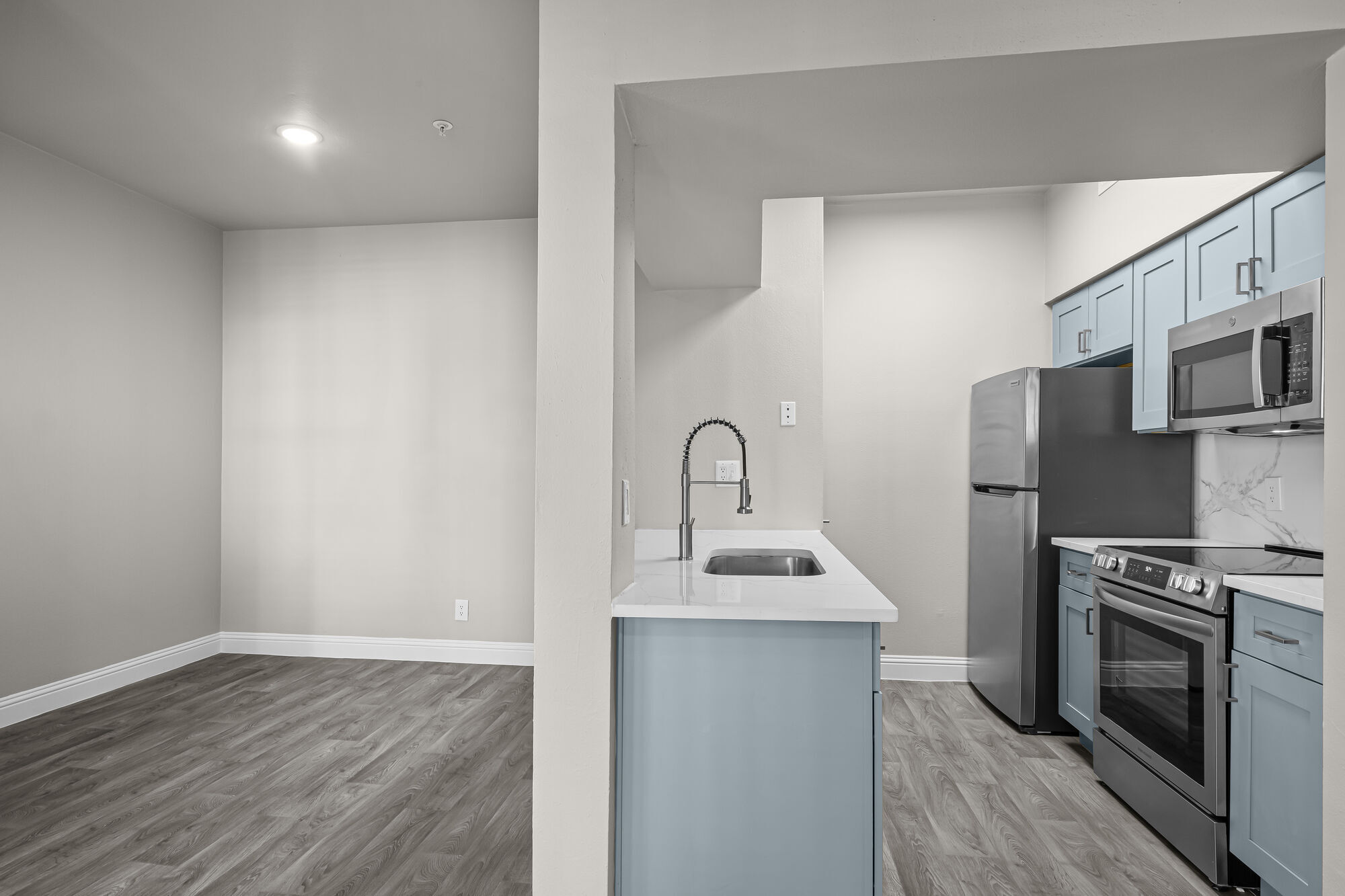 Larkin Apartment Homes Image 27