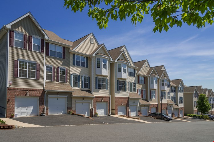 Heights Of Lebanon Image 1