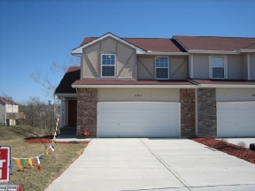 Falcon Falls Apts and Homes Image 11