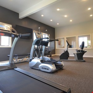 The Aura Apartment Homes Image 3