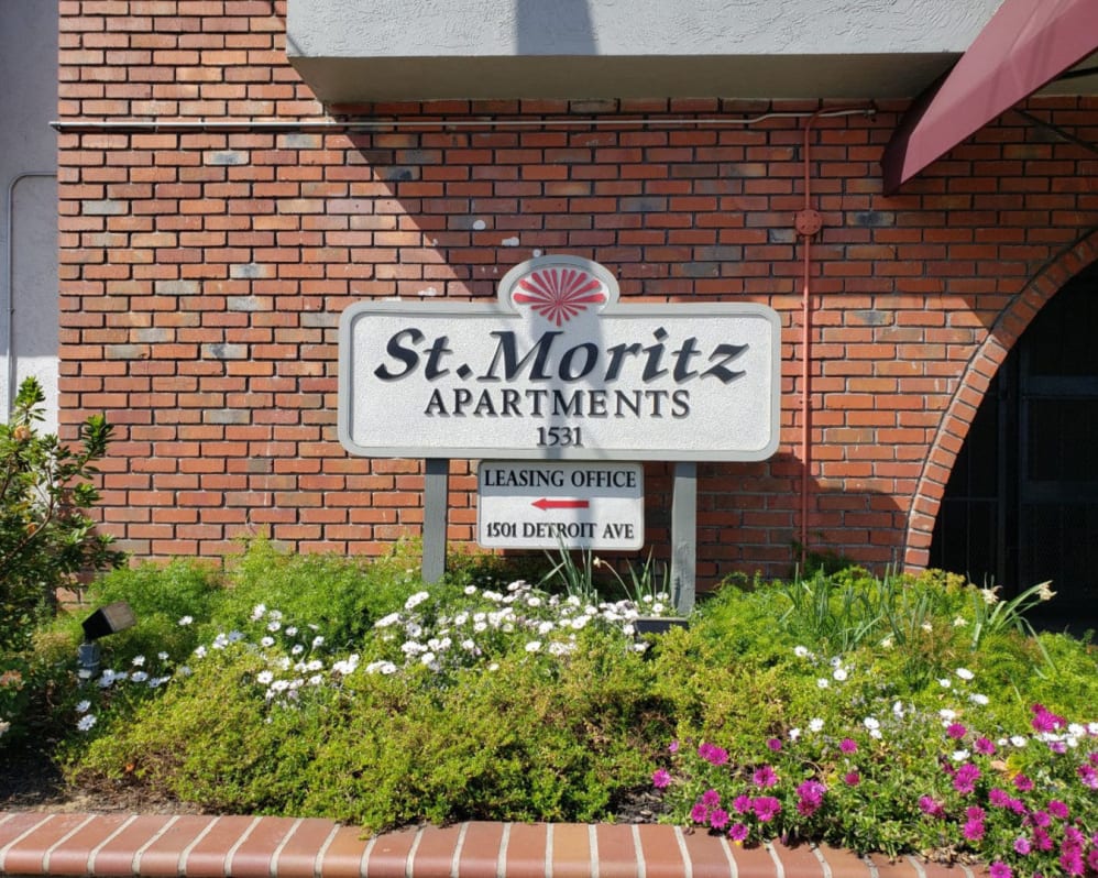 Saint Moritz Apartments Image 1