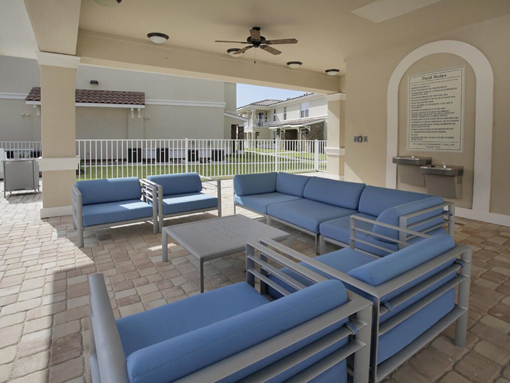 Courtyards at Estero Image 3