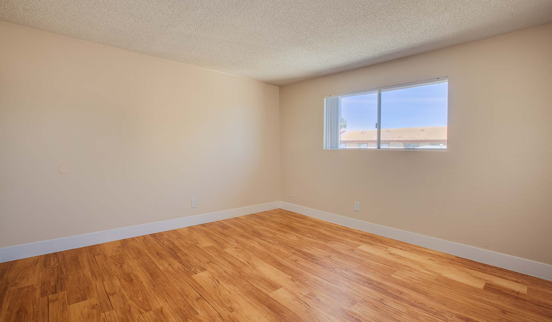 Encasa Norwalk Image 4