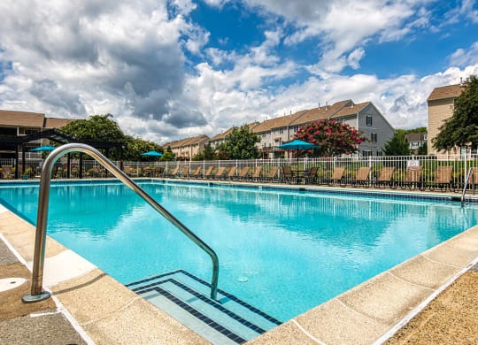 LakeRidge Square Image 5