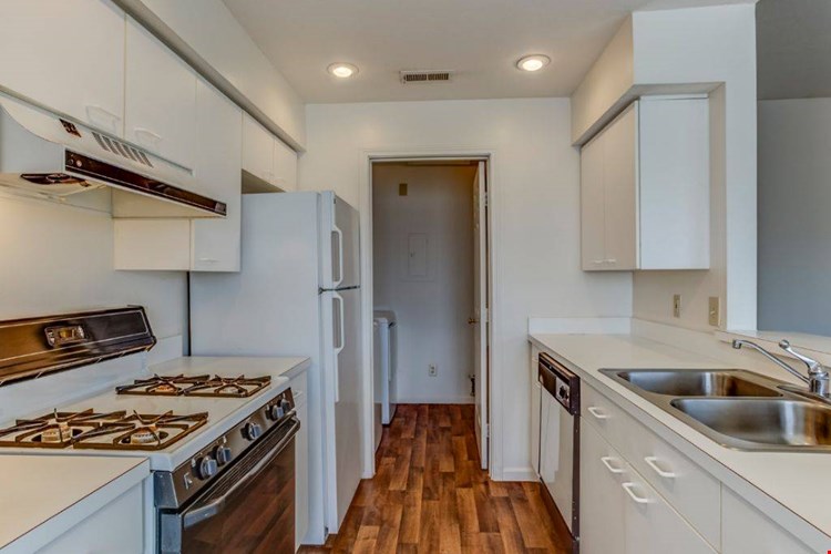 Kensington Grove Apartments Image 5